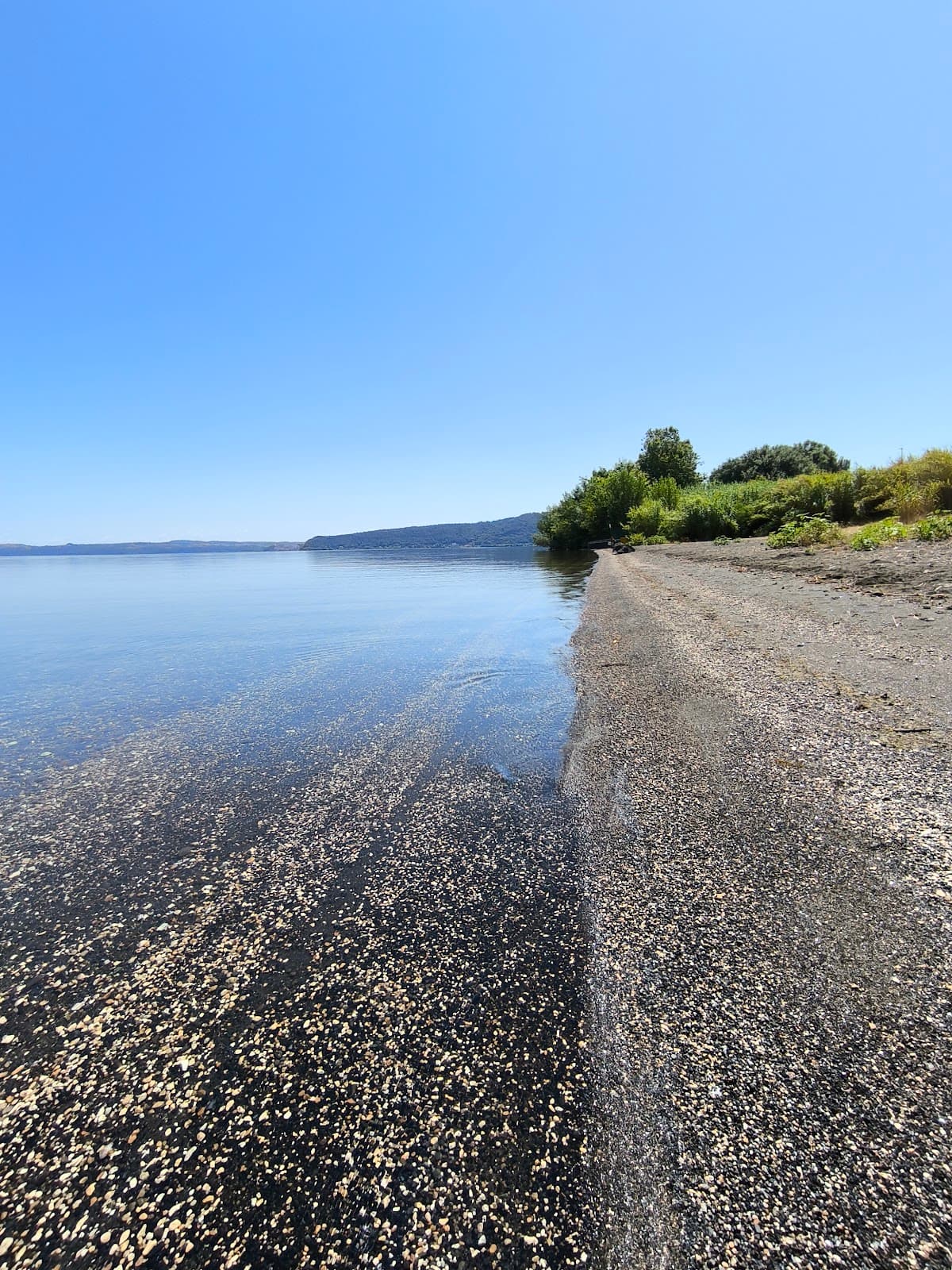 Spiaggia di Lago di Bracciano — foto 2